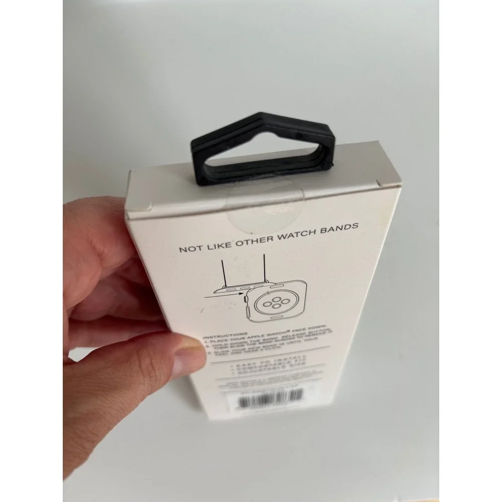 Posh Tech Tortoise Shell Resin Apple Watch Band -Fits All Apple Watch New in Box